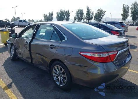 2017 Toyota Camry Xle z USA, uszkodzony, nr VIN 4T1BF1FK7HU623265